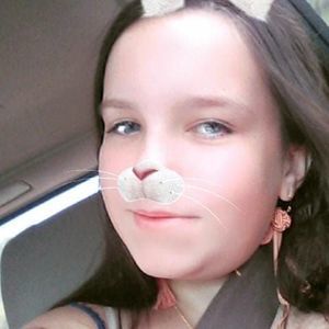 Meet your Posher, Liza